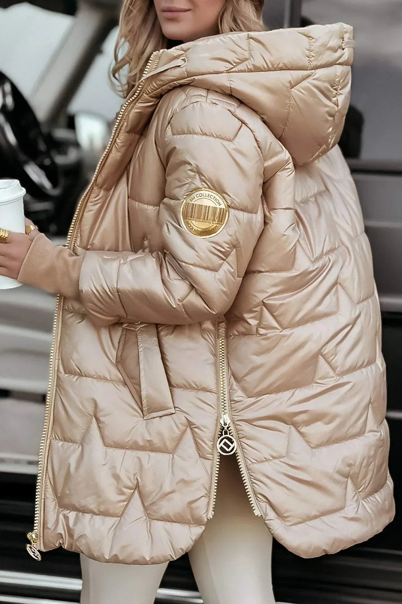 Marie | Eleganter Wintermantel mit Kapuze und Futter